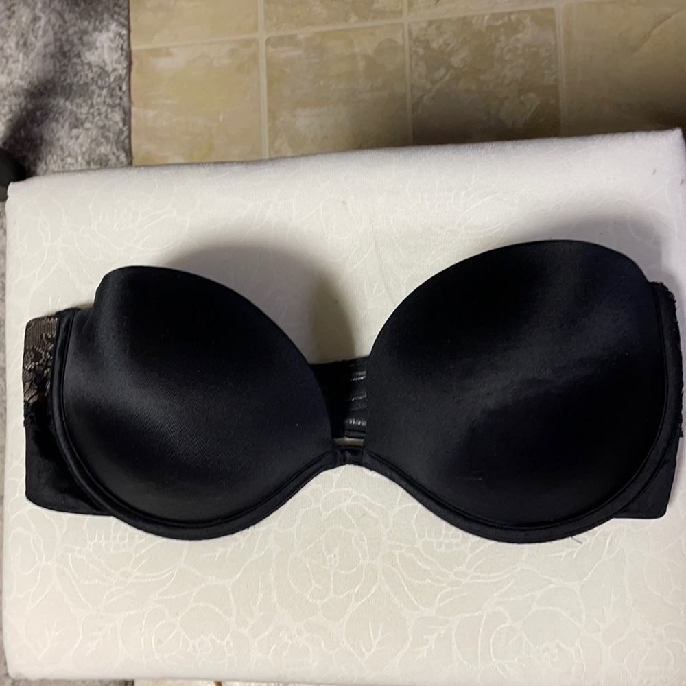 Strapless Black Bra